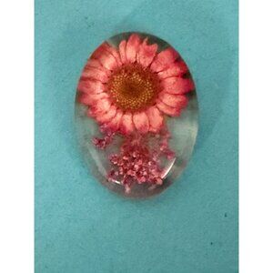 Small glass weight daisy and flowers